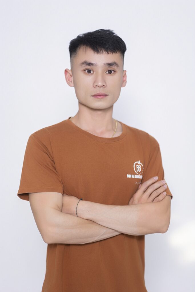 Fast-hagiang-tour-leader