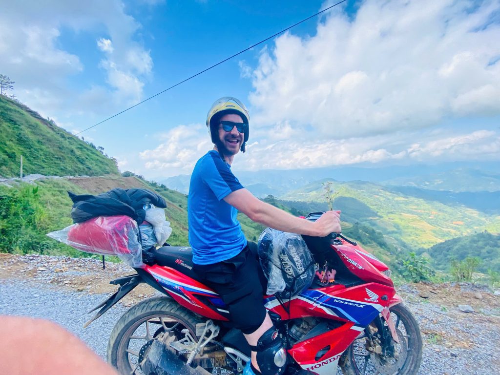  Pack lightly for Ha Giang Loop Tour trip.